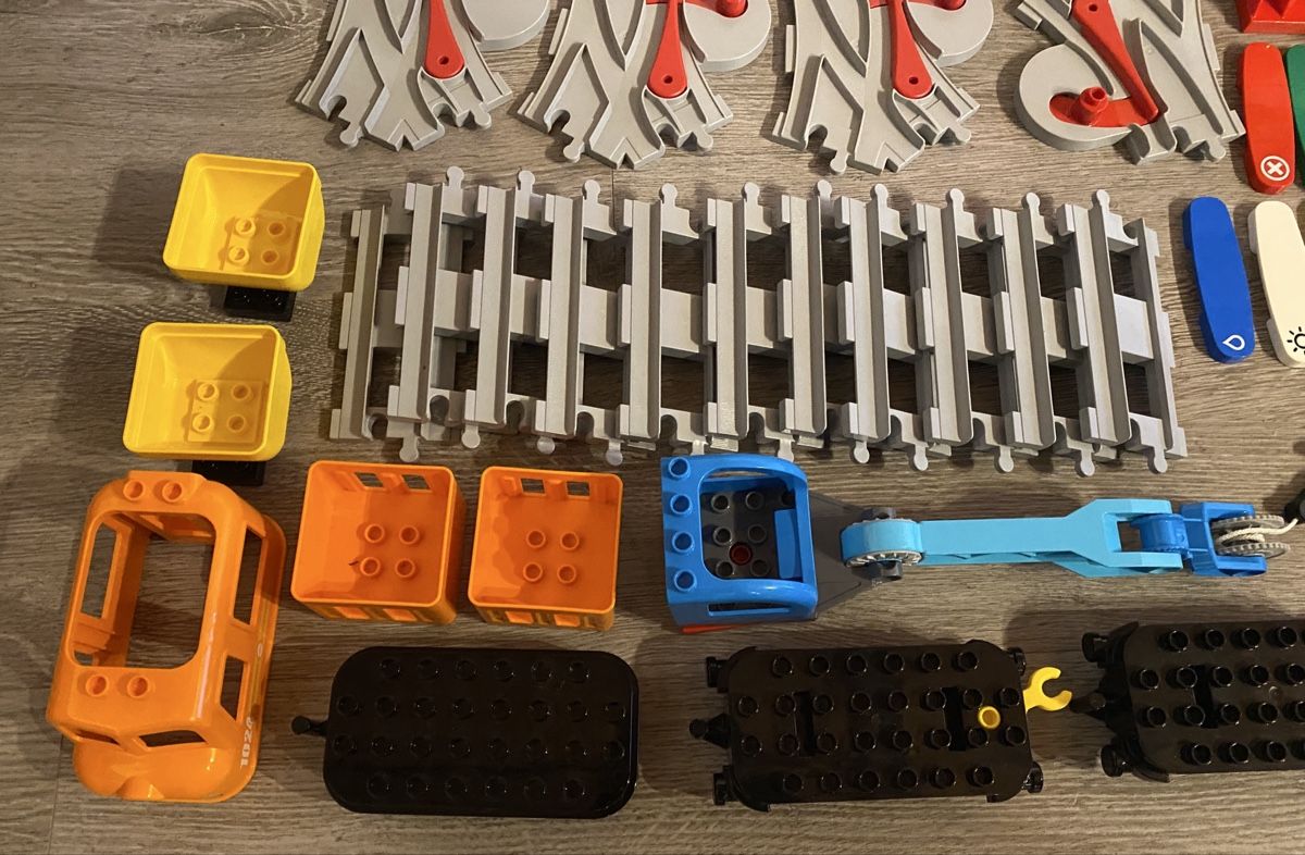 Lego Giocattoli: Grosses Duplo Eisenbahn-Set – Nuovo (secondo la descrizione) da Jegenstorf venduto da Bahnhofshallenkiosk 3