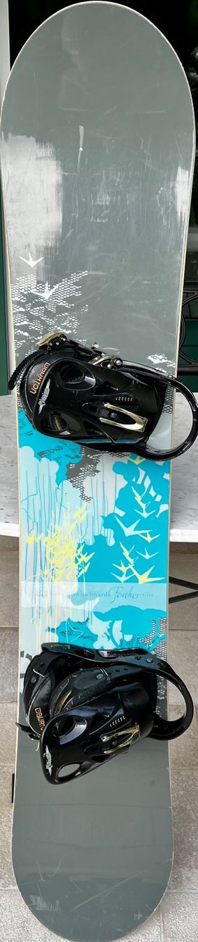 Burton Board: Burton Snowboard Set Femmes: Feather 149cm+Fixations S – Usato da Versoix venduto da annavm29