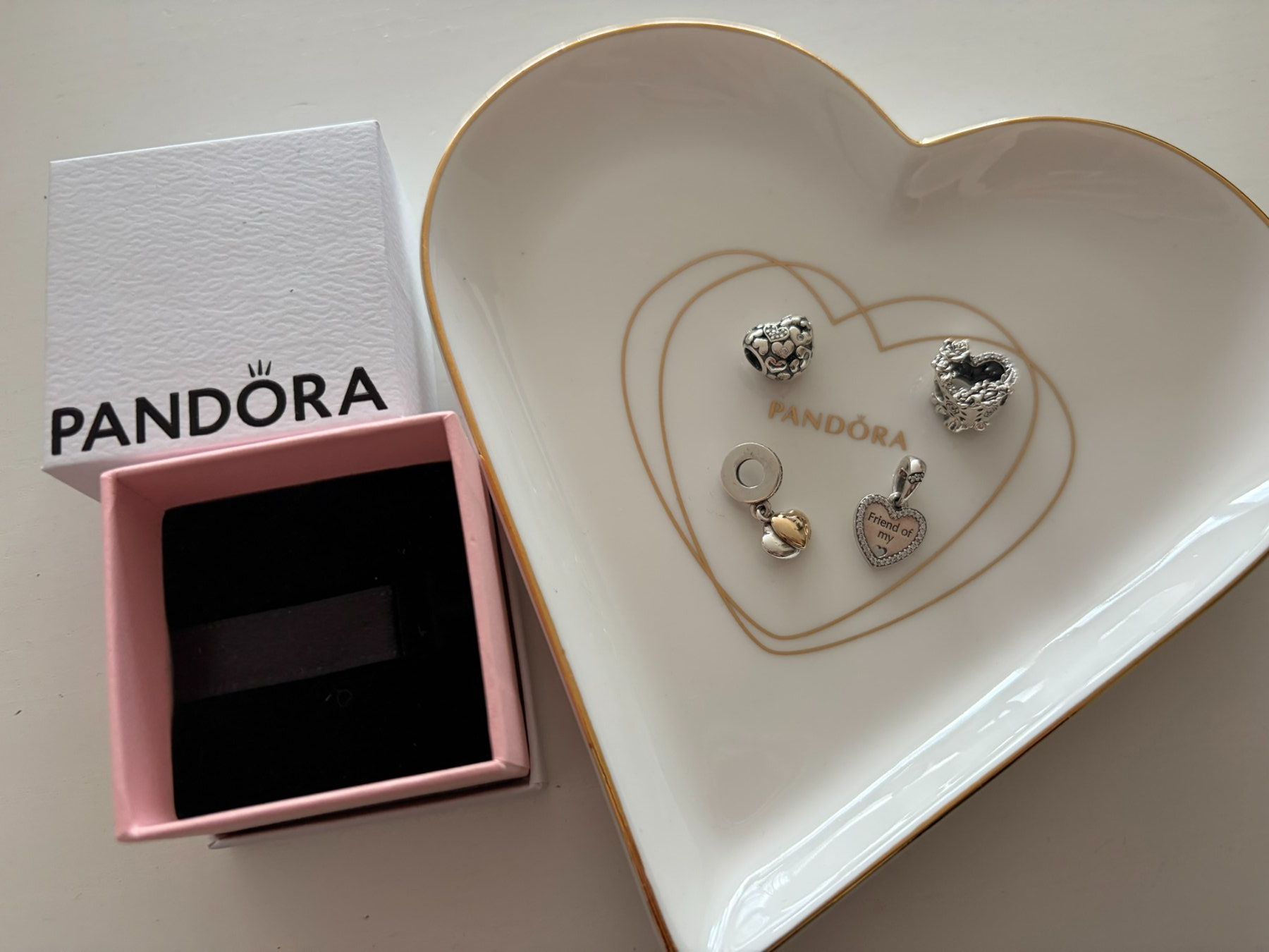 Pandora Ciondoli: Pandora Charms - Herz – Nuovo (secondo la descrizione) da Othmarsingen venduto da Pandabaerchen