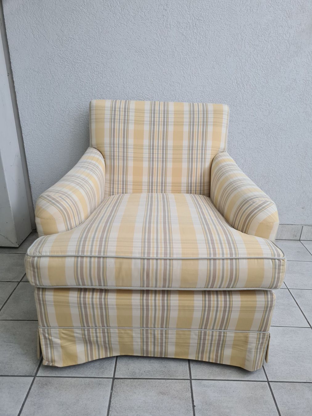 Poltrone: Fauteuil – Usato da Monthey venduto da 187-zeroo