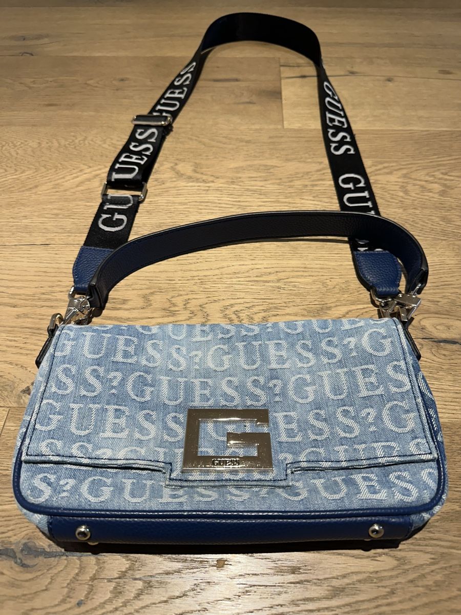 Guess Borse da donna: Guess Tasche, NEU – Nuovo (secondo la descrizione) da Goldach venduto da Schnuppi