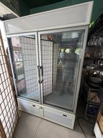 Armoire de stockage, négative et positive