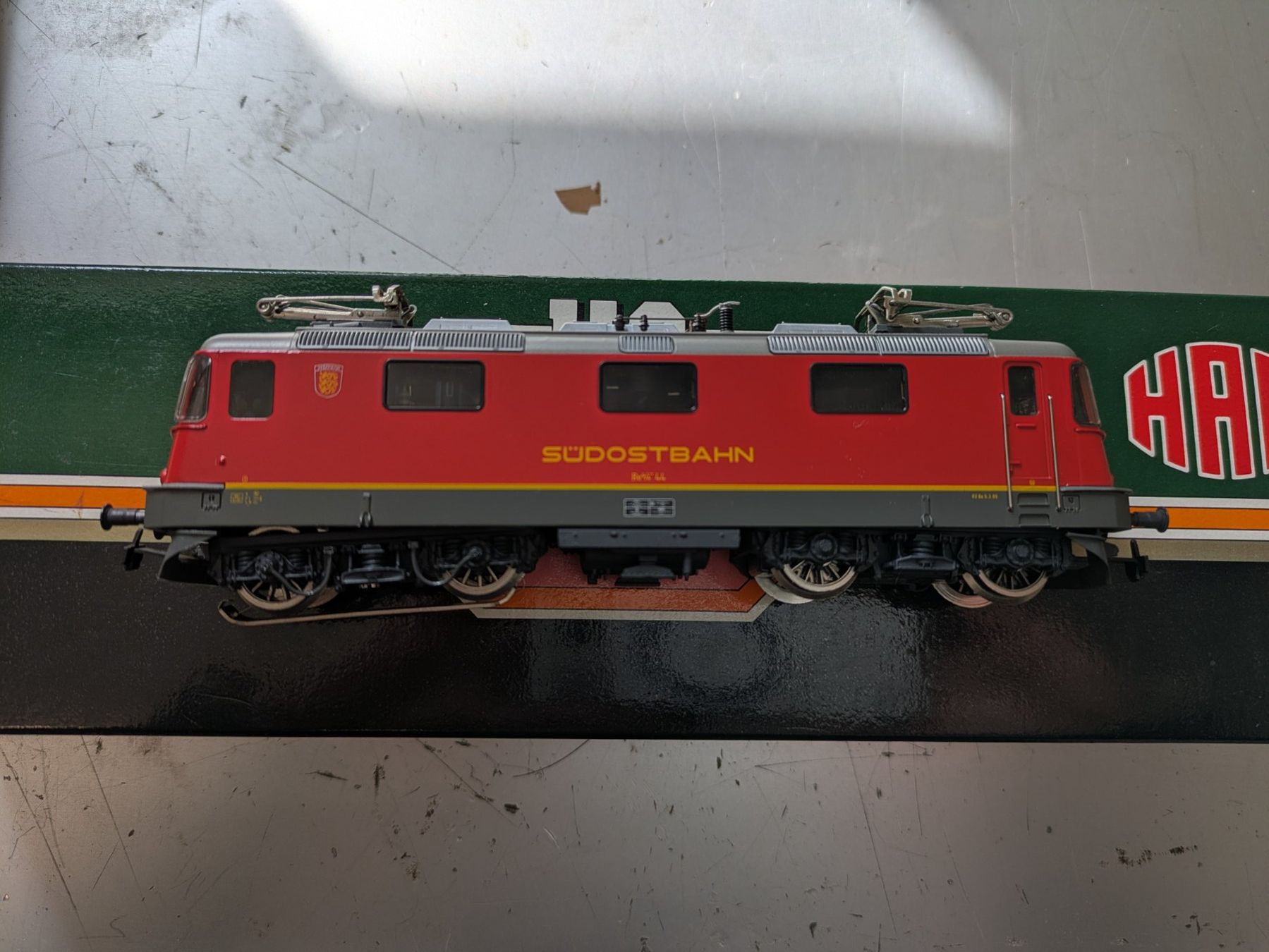 Hag Modellini di ferrovie: HAG 270 Re 4/4 III SOB Pfäffikon – Nuovo (secondo la descrizione) da Lohn SH venduto da Gitane0