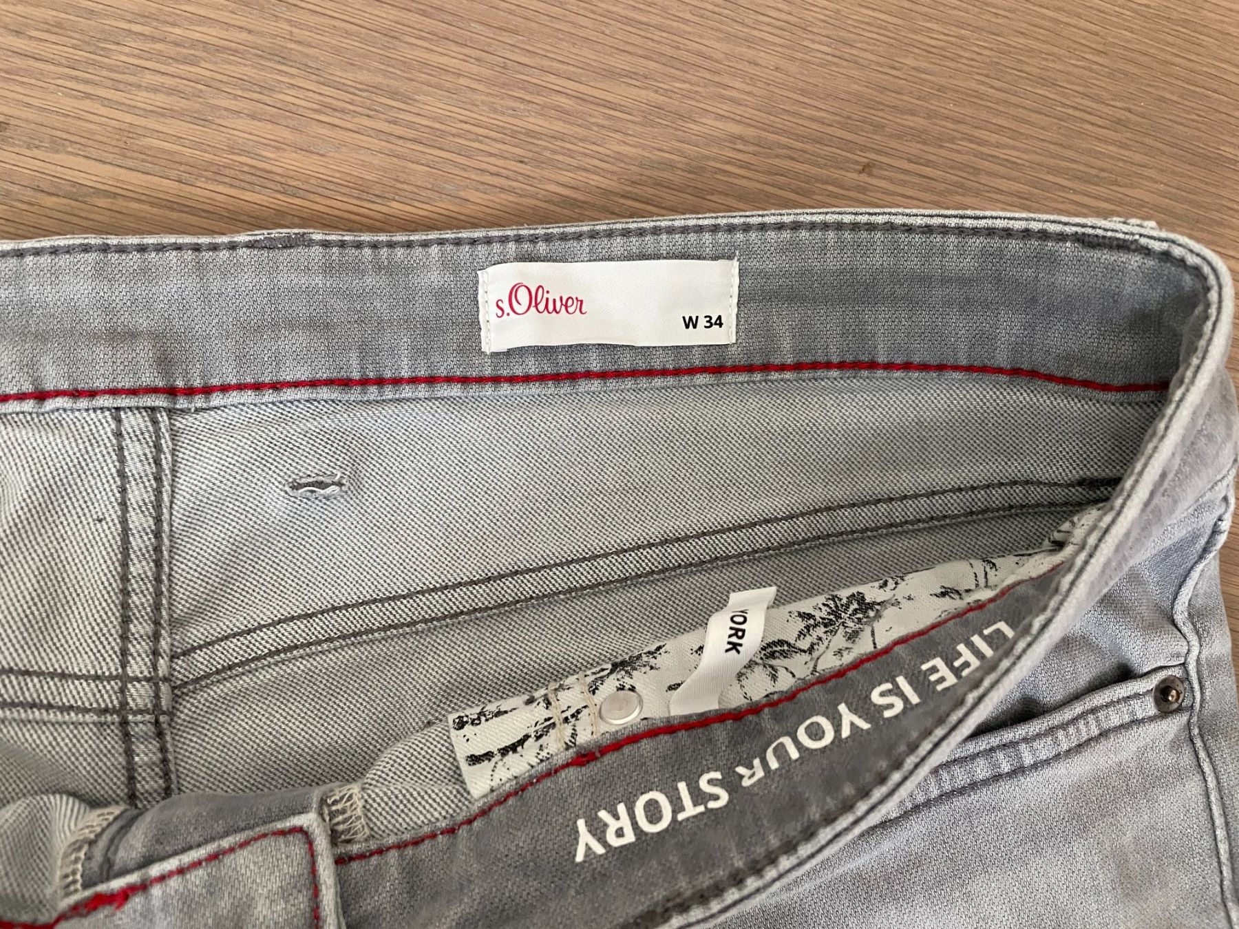 S.Oliver Jeans: S.Oliver Herren Jeans Shorts, grau, Gr. 34 – Gebraucht aus Rüschlikon von user999 3
