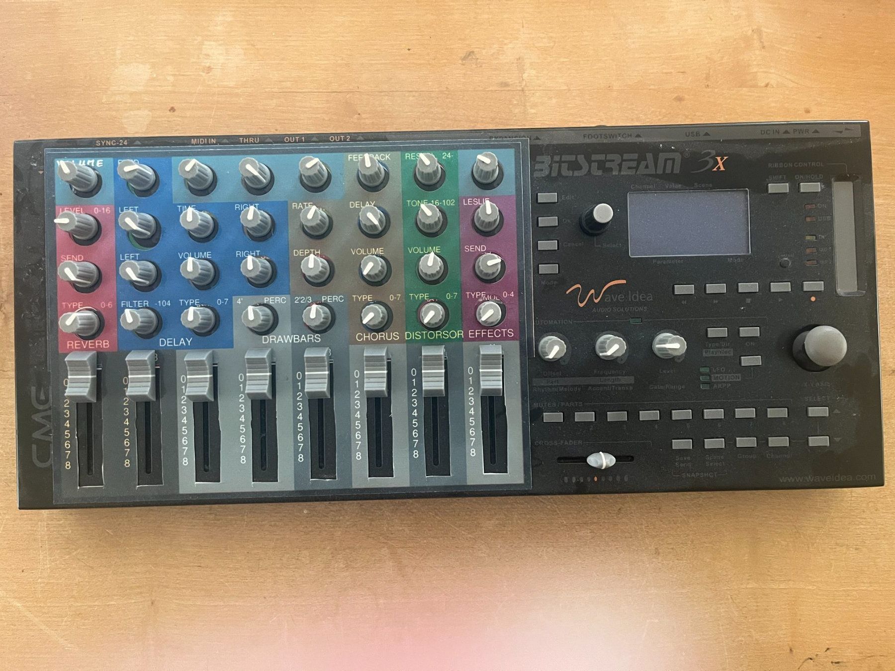Console di mixaggio: CME Bitstream 3X MIDI Controller - Top Zustand! Studio – Usato da Wermatswil venduto da Alexborg 4