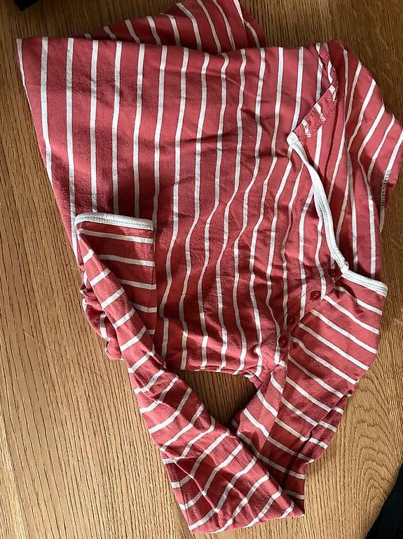 Maglioni & Felpe: Schwangerschaft Esprit langarm Shirt XS – Usato da Liebefeld venduto da schoggiananas