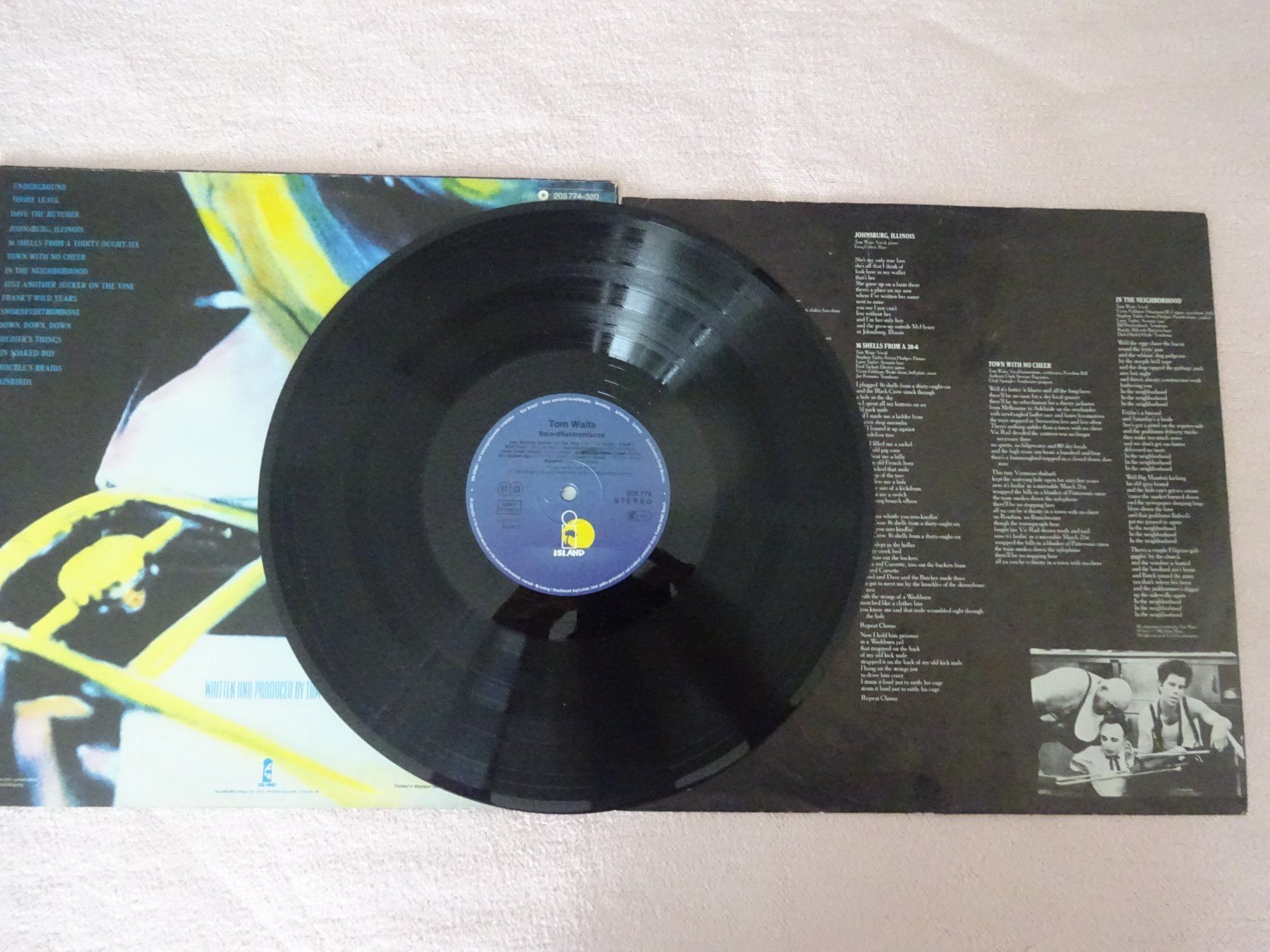 Vinyles: TOM WAITS ** SWORDFISHTROMBONES – D'occasion à Luzern par xrayspex99 3