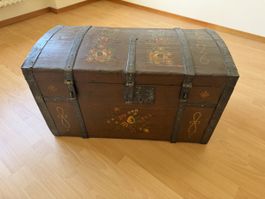Antike Holztruhe mit Bauernmalerei Truhe +/-100Jahre alt