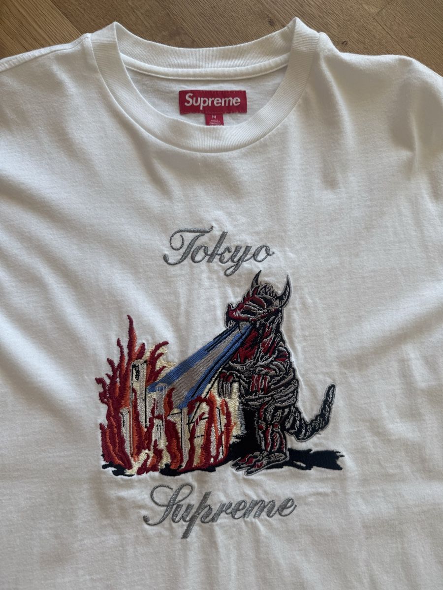 Supreme T-shirt: Supreme Monster S/S Top – Usato da Rombach venduto da noahBy0 1