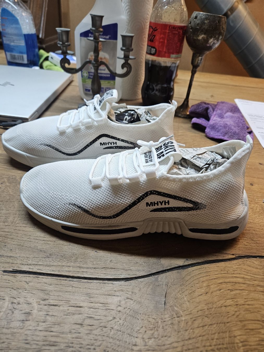 Herrenschuhe: Weisse Sommer Sneaker, Grösse 42, neuwertig – Gebraucht aus Rorschach von TimelessTrading 1