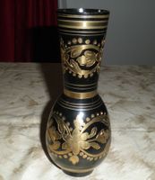 Sehr schöne Vase aus massivem Messing. Schön verziert.