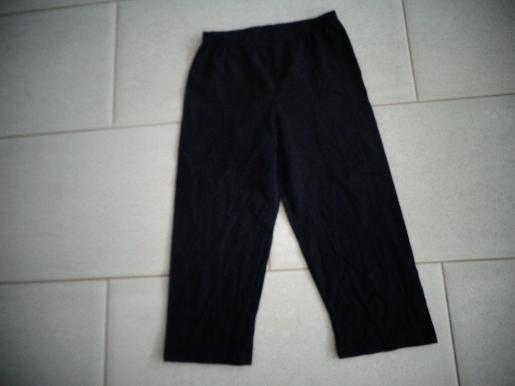 Pantaloni: DAMEN - RADLER - CAPRIHOSE GR.36/38 – Usato da Rotkreuz venduto da Samballi