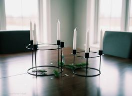 Zwei Kerzenständer Metall schwarz rund neu