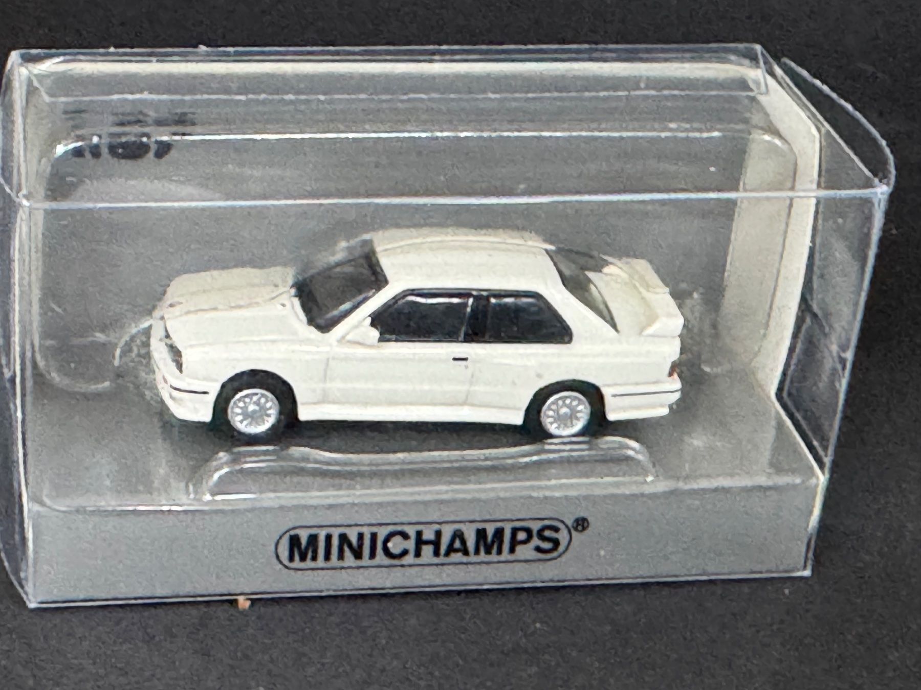 BMW Modellautos: BMW M3 E30 1:87 Minichamps weiss – Neu und originalverpackt aus Luzern von aa43modelcars-Luzern 3