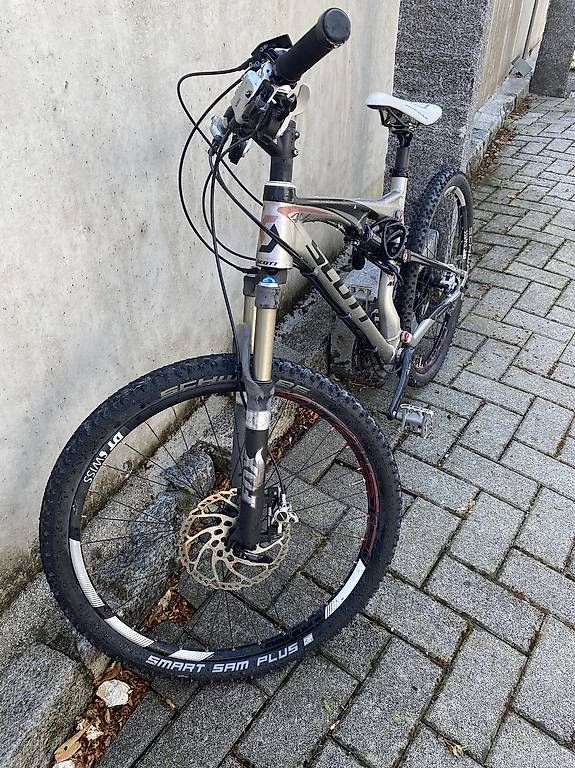 Vélos: Vendo Mountainbike Scott Spark26  – D'occasion à Morbio Inferiore par bobo74