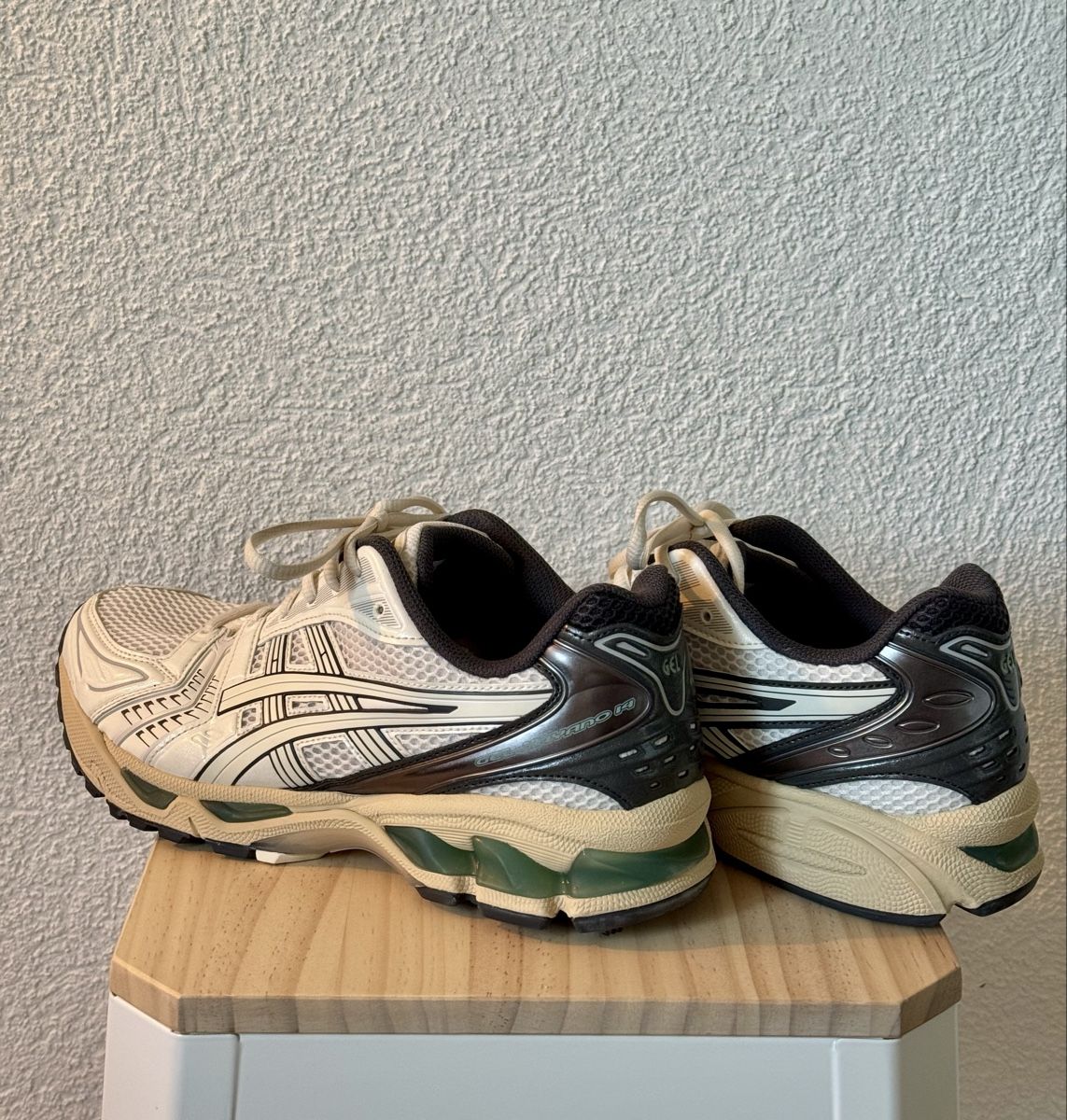 Asics Scarpe da uomo: ASICS GEL-KAYANO 14 NEUVE – Nuovo (secondo la descrizione) da Moutier venduto da CaatSerra 7