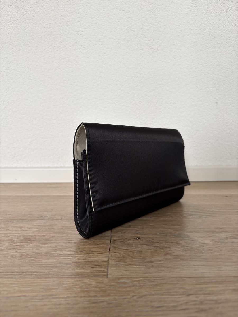 Borse da donna: Schwarze Clutch mit silberner Kette - NEU – Nuovo (secondo la descrizione) da Staufen venduto da yam_6989 2