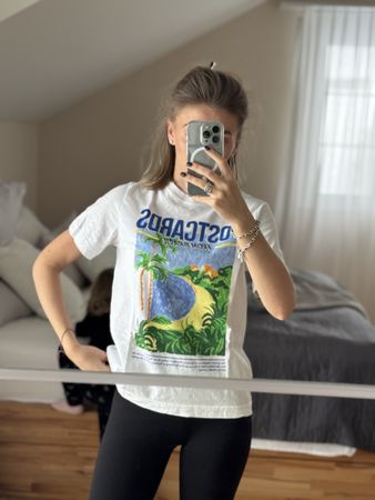 XS T-Shirt - Cute, like new