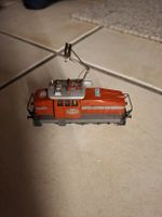 Modelleisenbahn Lokomotive Elektrolok H0 Märklin rot ARAL