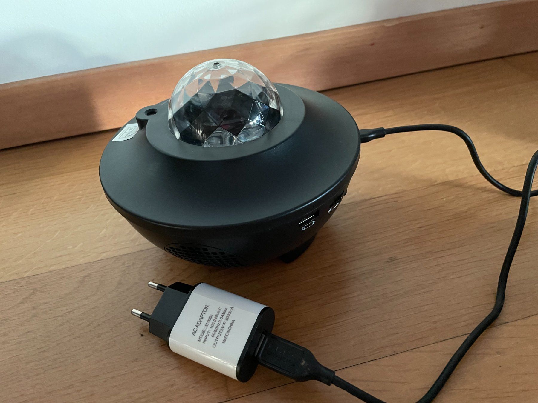 Lampen: Veilleuse galaxie - enceinte bluetooth – Gebraucht aus Petit Lancy von gil_hr6v