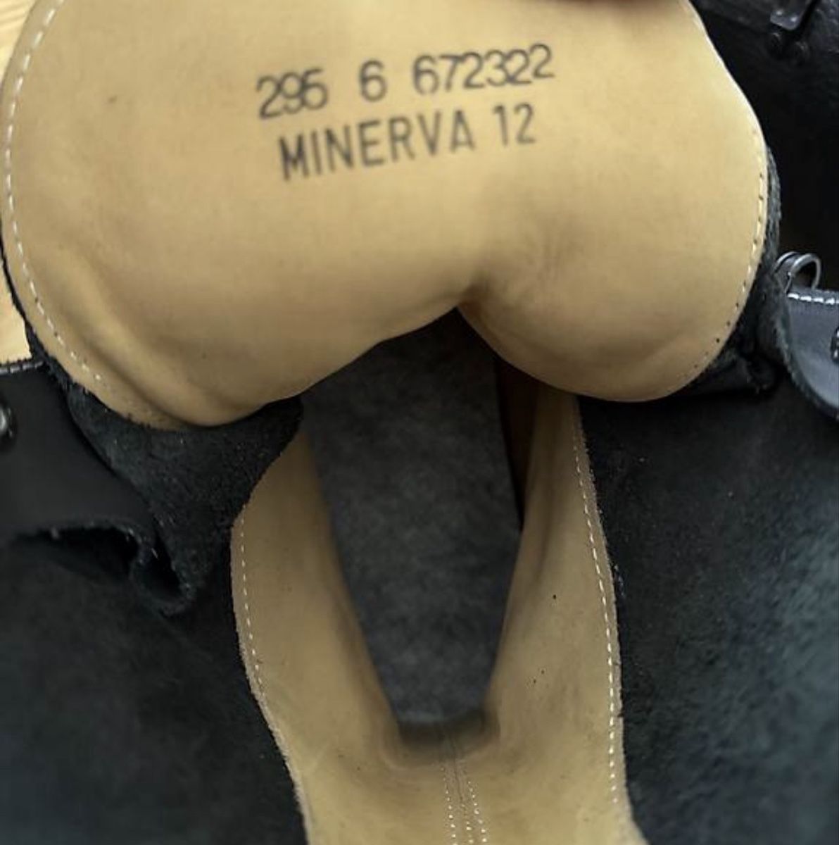 Schweizer Armee Scarpe da uomo: Original Schweizer Armee Kampfstiefel – Nuovo e nell'imballaggio originale da Worblaufen venduto da aral113 1
