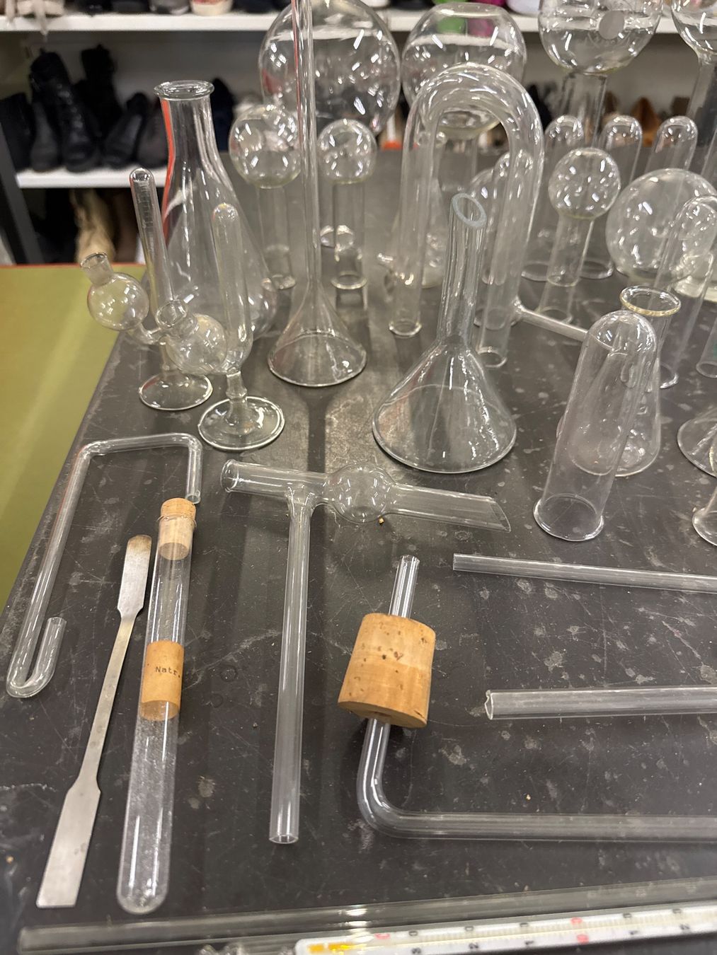 Verres: Chemie-Labor-Gläser Mega-Set – D'occasion à Pratteln par Cartonsducoeur_bl 7