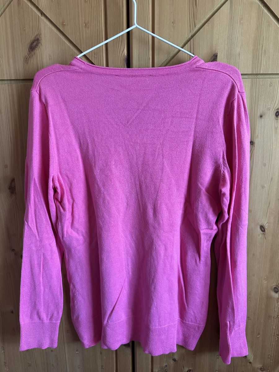 Pullover & Sweatshirts: Pink Pullover, V-Ausschnitt, Grösse M, Baumwolle – Neu (gemäss Beschreibung) aus Hergiswil NW von kaufe_at_kaufmann 2