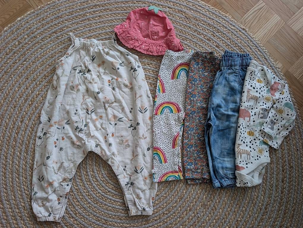 Next Lotti & Set di vestiti: Next Kleiderpaket Gr. 86, neuwertig – Usato da Dietlikon venduto da SaNi15000