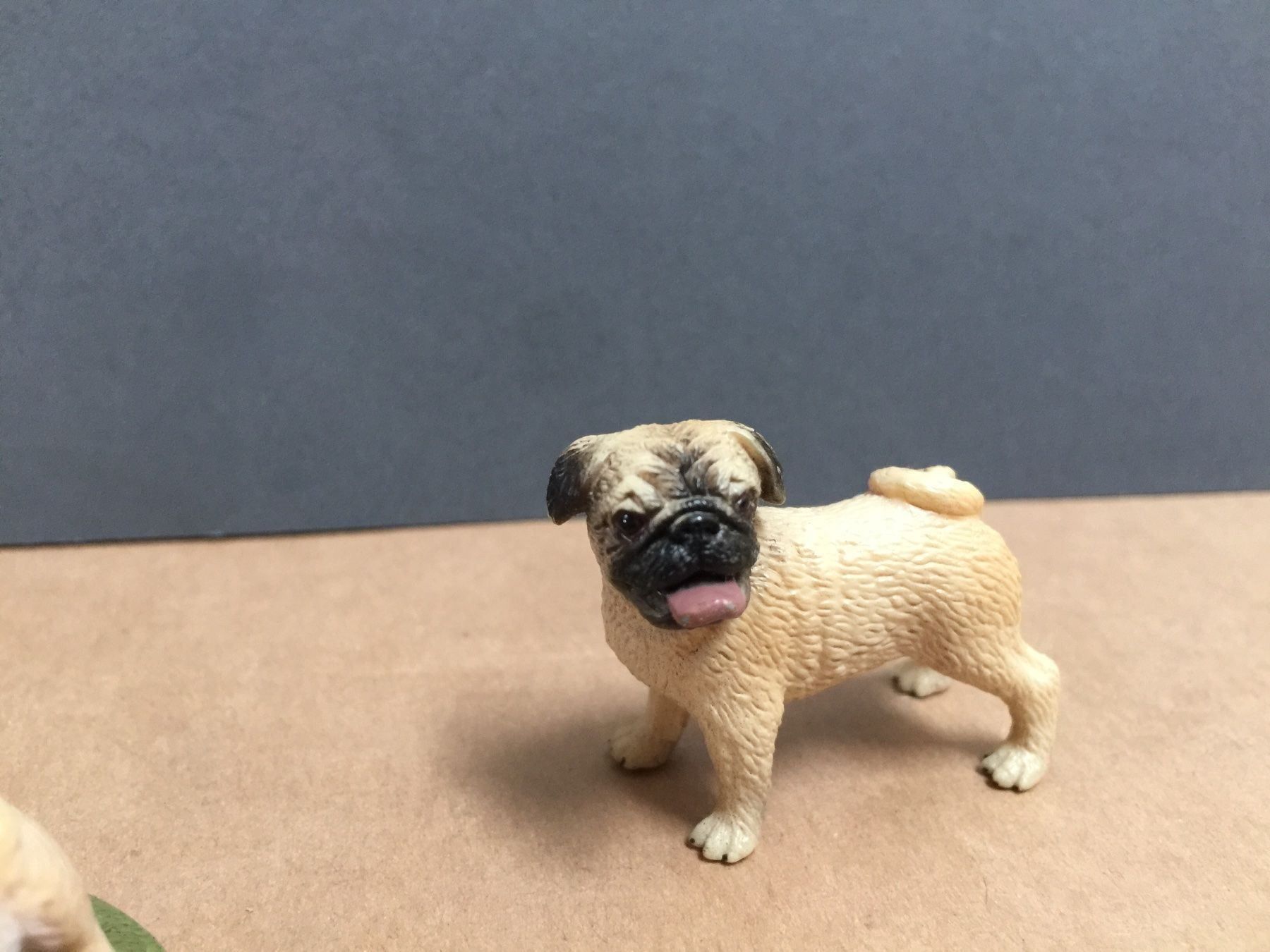 Schleich Figuren: Schleich Mops Rüde Hund Hunde – Gebraucht aus Ennetbaden von mapa05 3