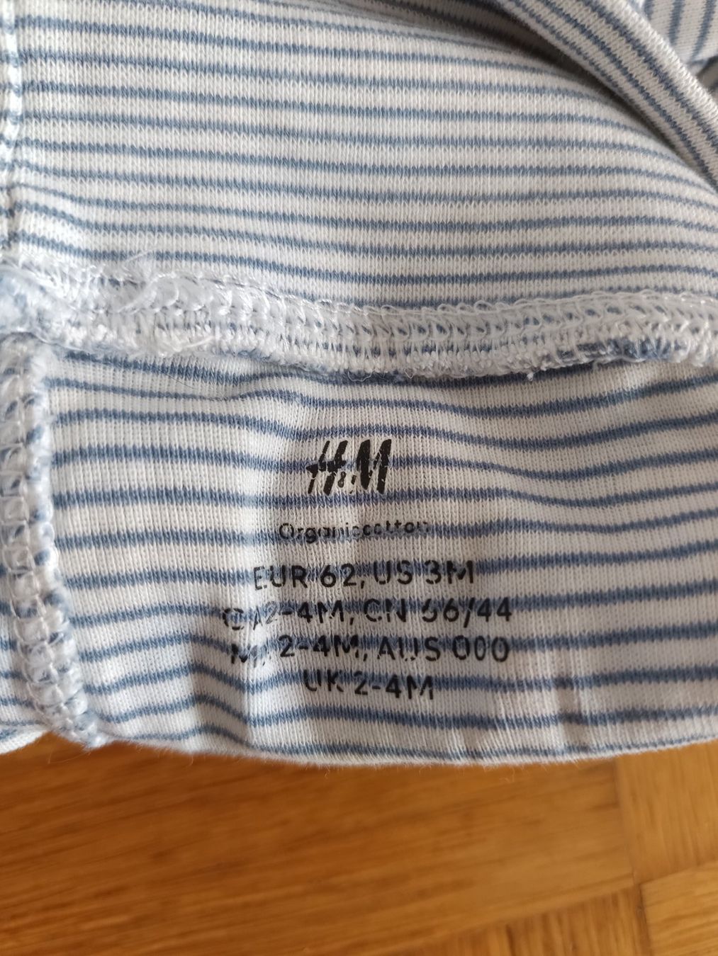 H&M Lotti & Set di vestiti: Baby Outfit H&M Gr. 62 – Usato da Gattikon venduto da Nesy8930 3