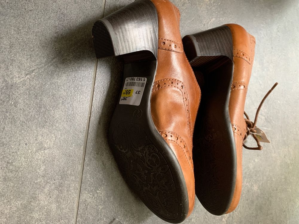 Chaussures femmes: Lederschuhe Gr. 37 NEU – Neuf avec emballage d'origine à Worblaufen par Savanne05 1