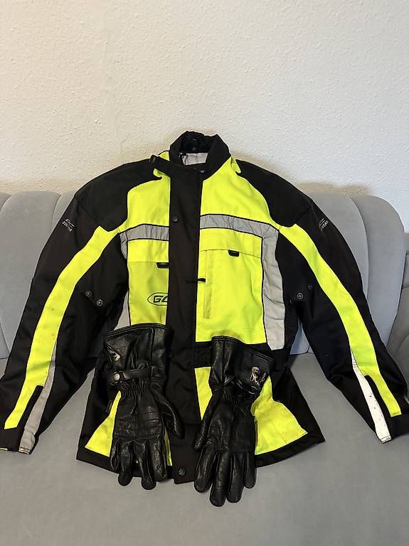 Jacken: Motorrad jacke und Hanschuhe – Gebraucht aus Therwil von Alex.20 3