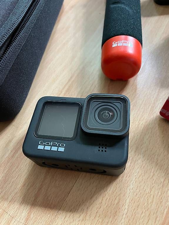Gopro Action Cam: GoPro HERO 9 Black plus Zubehör – Usato da Schaan venduto da shc_tf7k 1