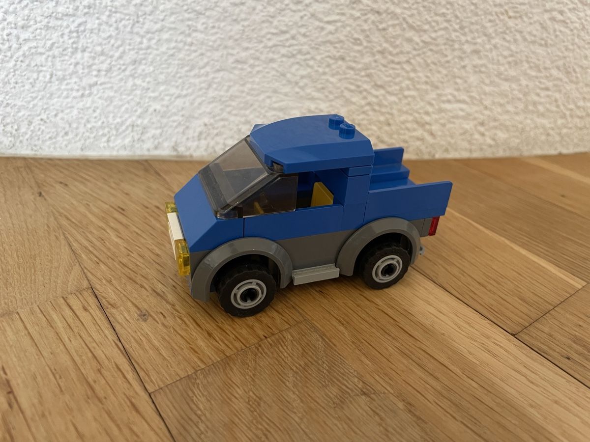 Lego Spielzeuge: Lego City Garage 7642 – Gebraucht aus Wittenbach von  3