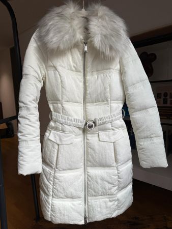 Guess Jacke Winterjacke Gr.S-M 36 Nie getragen Wasserdicht