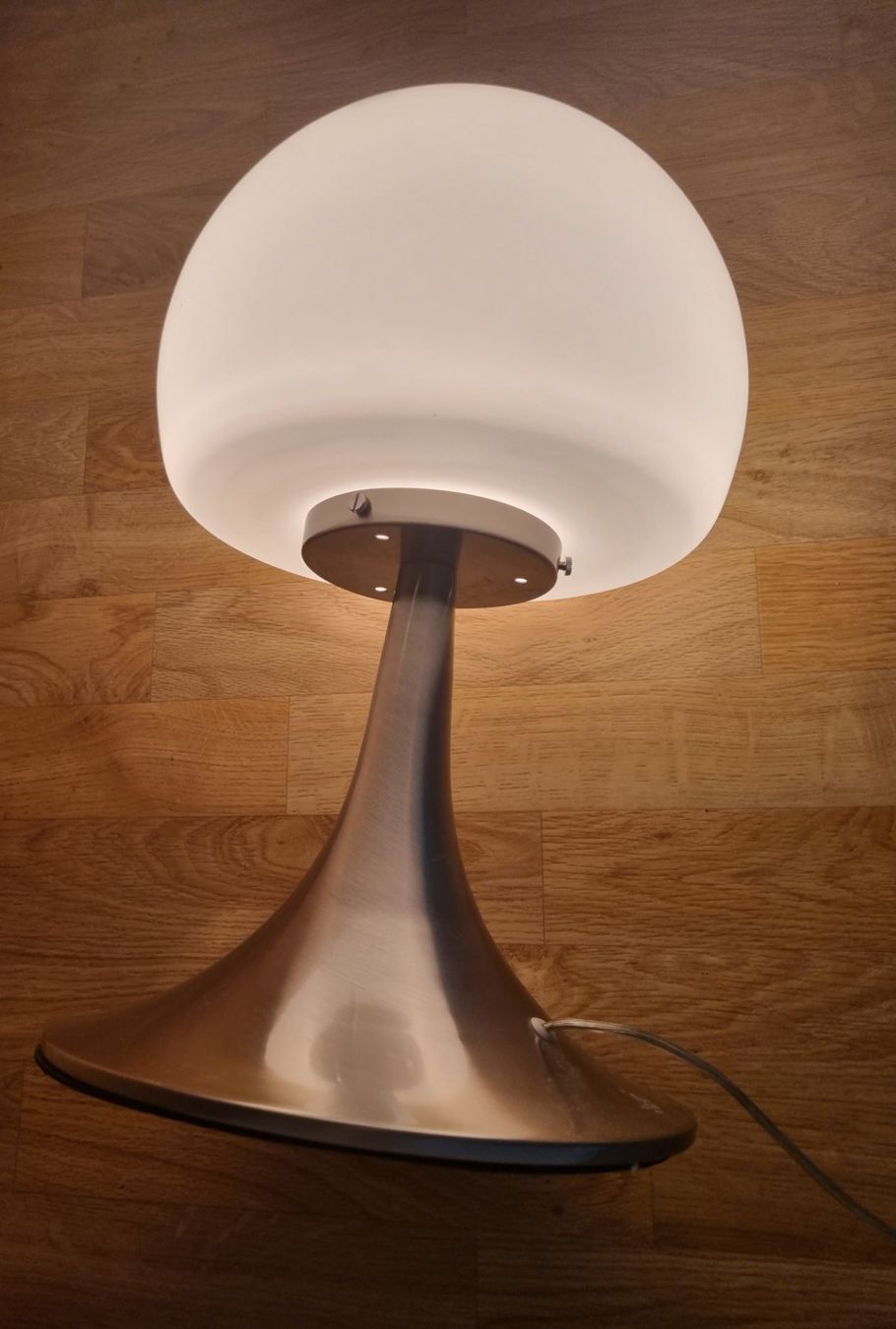 Lampade: Sehr schöne Tischlampe – Usato da Basel venduto da Efe72 1