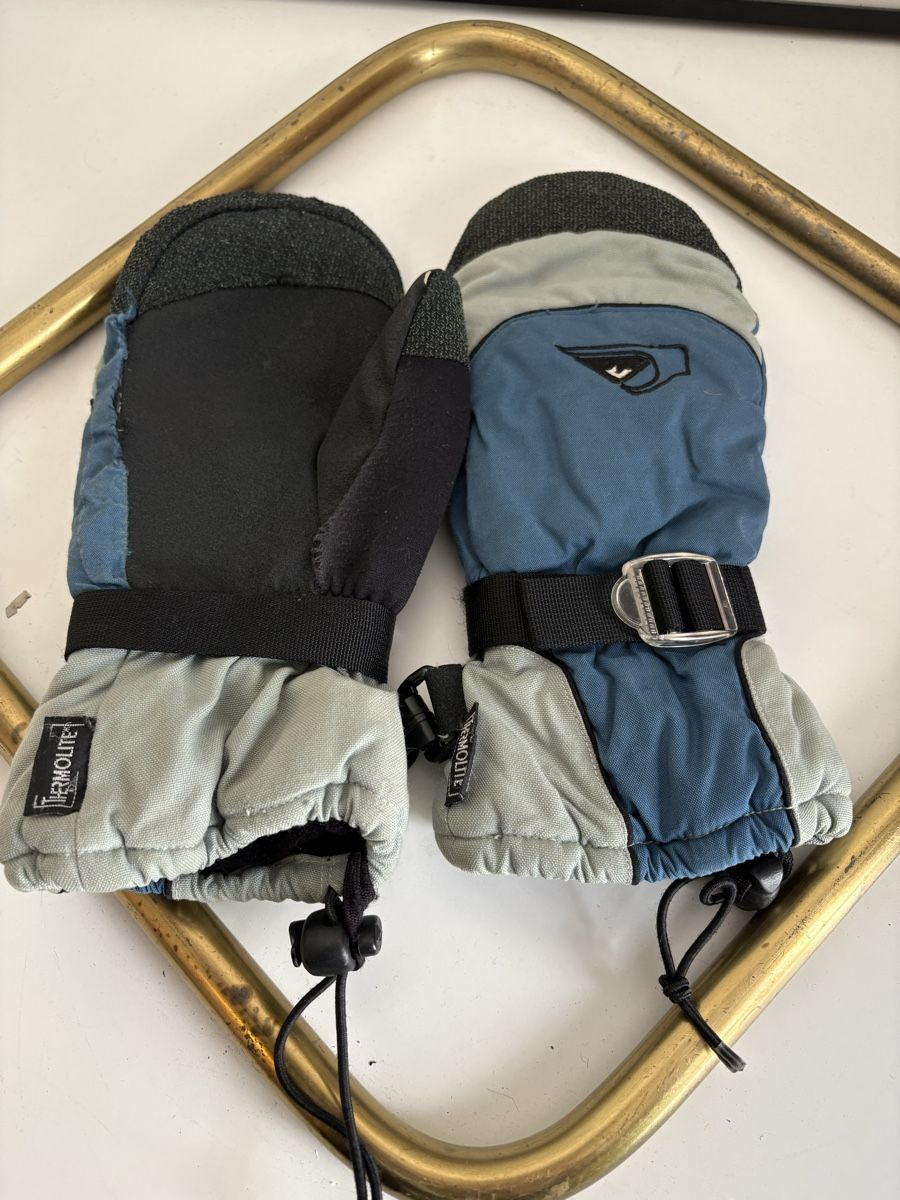Quiksilver Handschuhe & Handstulpen: Gants de ski QuickSilver – Gebraucht aus Neuchâtel von sharposneaks 1