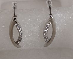 OHRRINGE MIT GLITZER SILBER 925