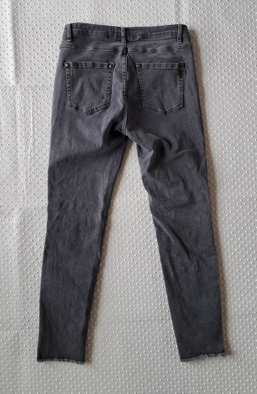 Monari Jeans: Schöne monari Jeans Grösse 36 – Gebraucht aus Gysenstein von joshuas81 3