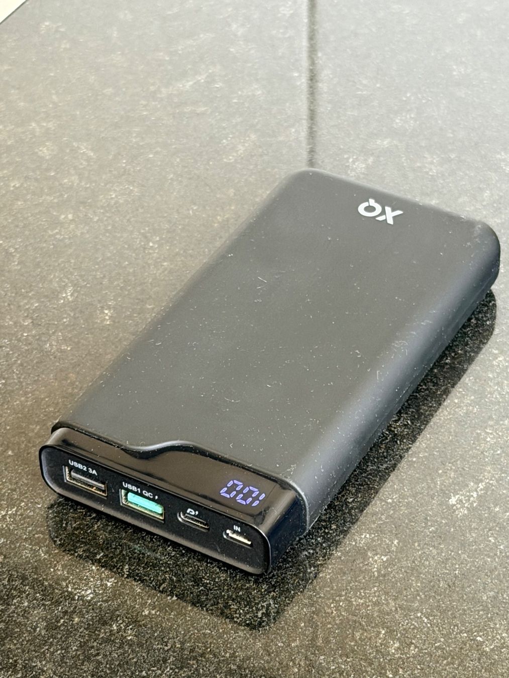 Batterie: XQISIT Powerbank 12.000 mAh – Usato da Jona venduto da HeartbeatofAmerica 1