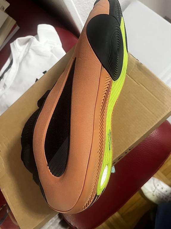 Scarpe da uomo: Basket james harden  – Usato da Pully venduto da yaa_rm7x