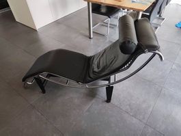 Classic Design Icon: LC4 Chaiselongue (hochwertige Replika)