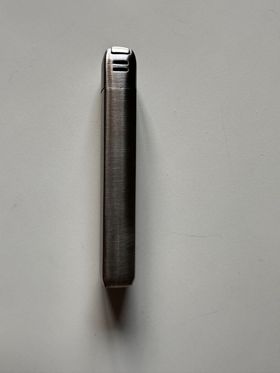 Accendini: Silver Lighter – Nuovo e nell'imballaggio originale da Epalinges venduto da Lily2006