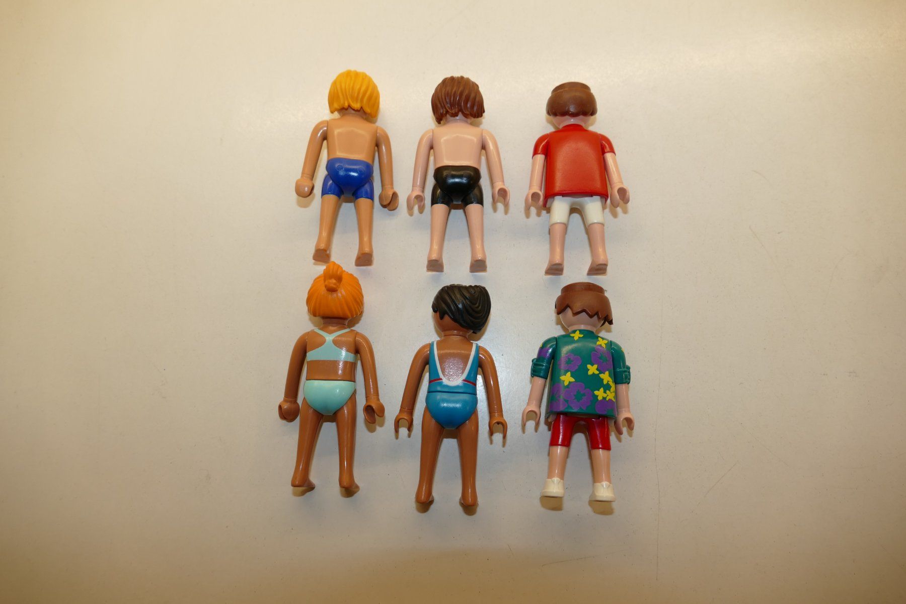 Playmobil Giocattoli: Playmobil: 6xFiguren Einheit 4 – Usato da Niederhasli venduto da rail-duerst 1