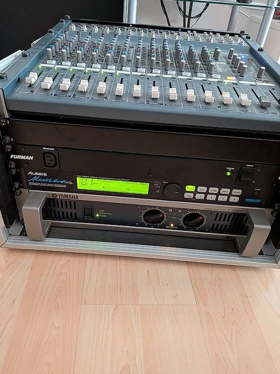 Console di mixaggio: Mobile PA Anlage neuwertig – Usato da Lyss venduto da Spartan76 1