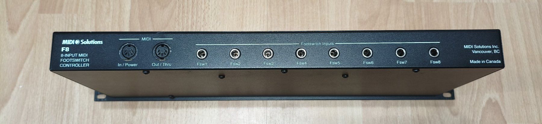 Strumenti musicali: Midi Solutions F8 8-input midi footswitch controller – Usato da Cheyres venduto da Alex60 1