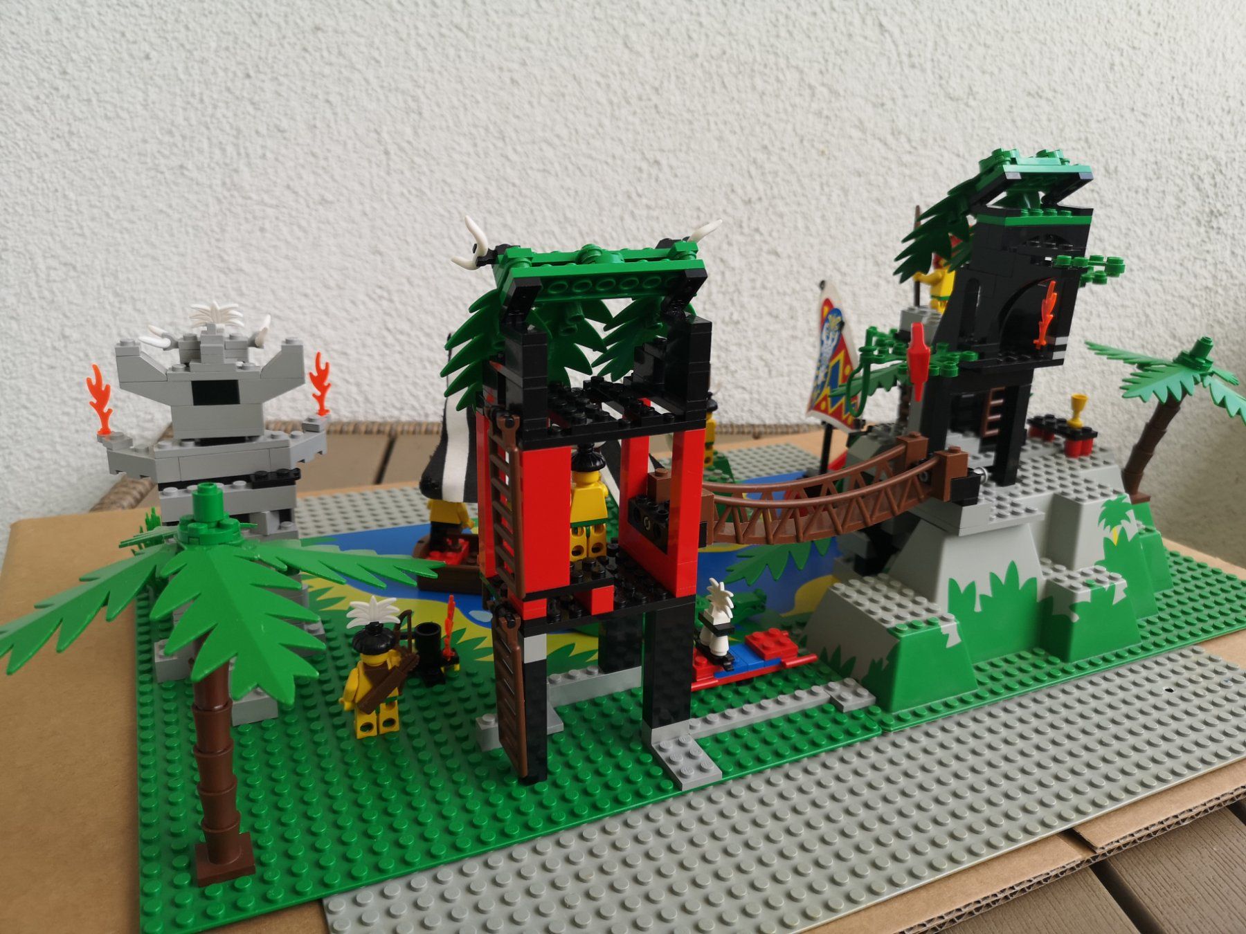Lego Kit di costruzioni: LEGO 6292 Pirates Islanders Enchanted Island – Usato da Goldau venduto da MacPad 4