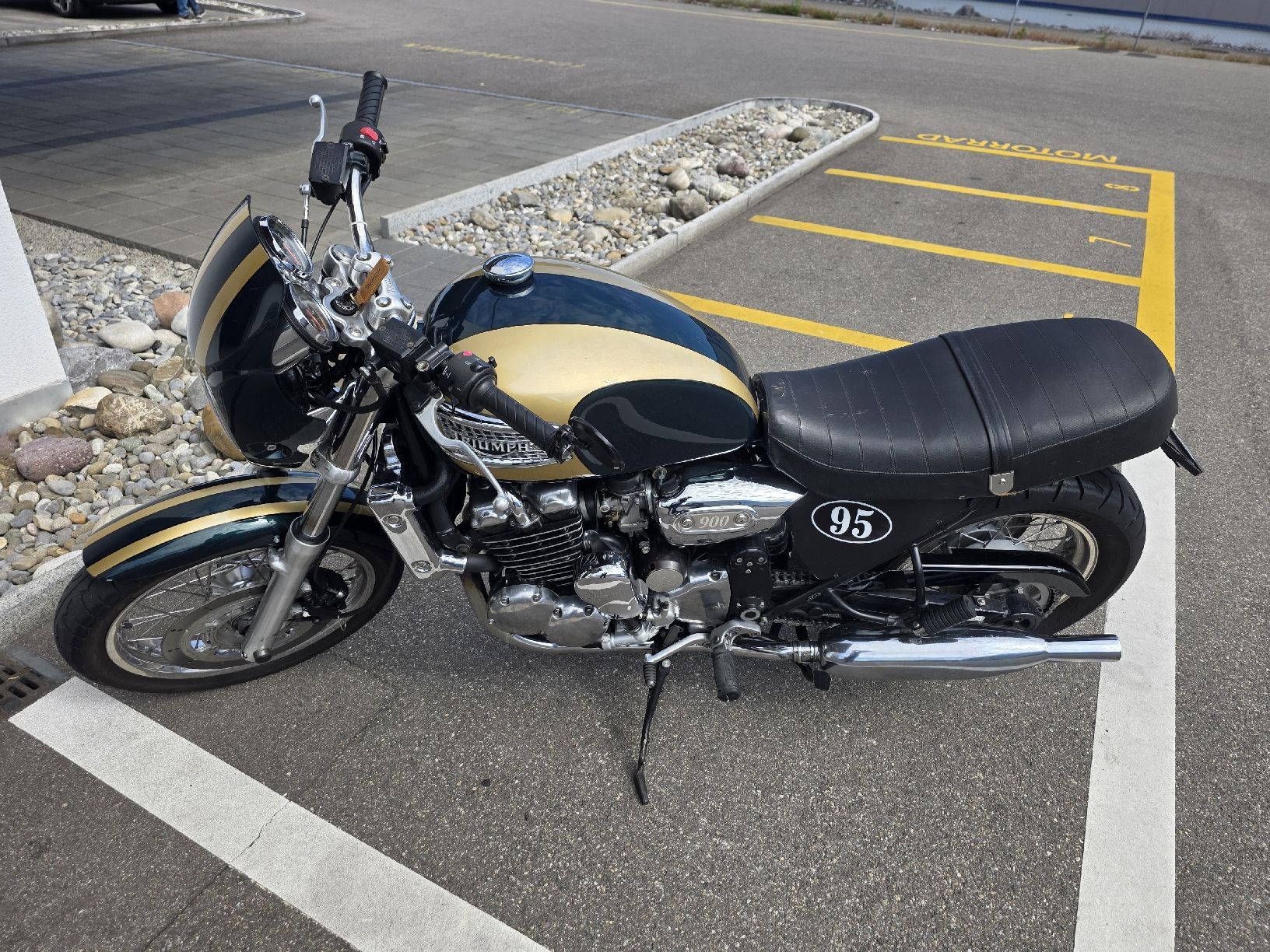 Triumph Altro: Triumph Thunderbird 900 Sport  Cafe Racer – Usato da Kloten venduto da akibagster 8