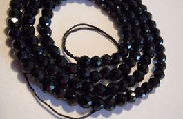 Onyx schwarz facettiert 3mm. Strang