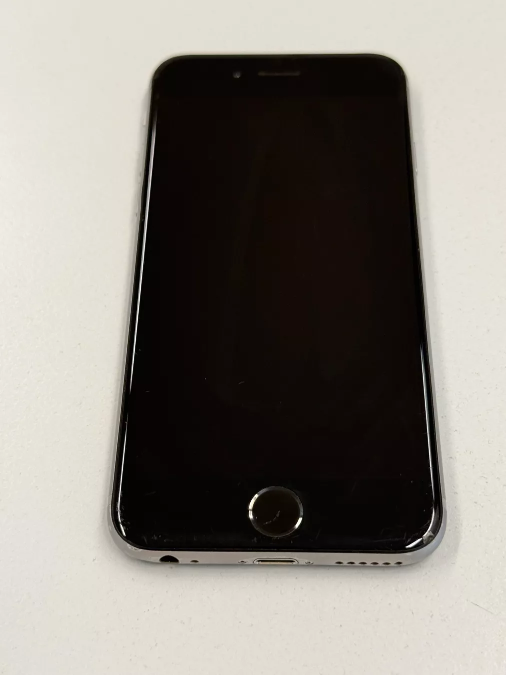 Apple Portables: iPhone 6 64GB – D'occasion à Zug par ElPhone 2